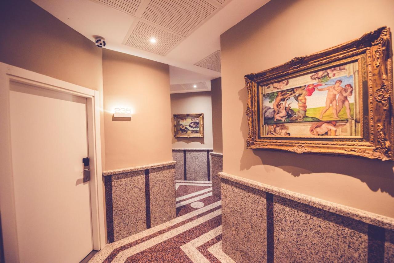 Hostal Marlasca Madrid Luaran gambar