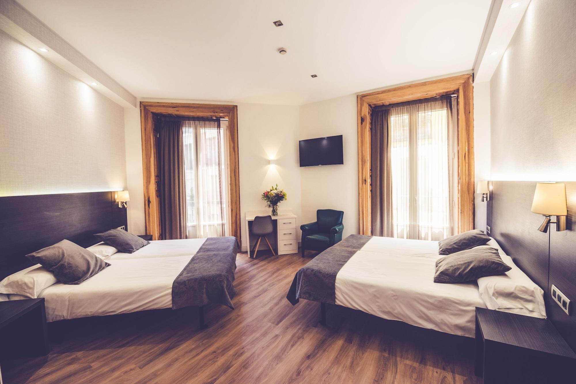 Hostal Marlasca Madrid Luaran gambar