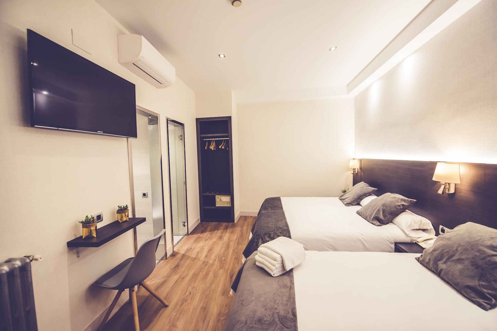 Hostal Marlasca Madrid Luaran gambar