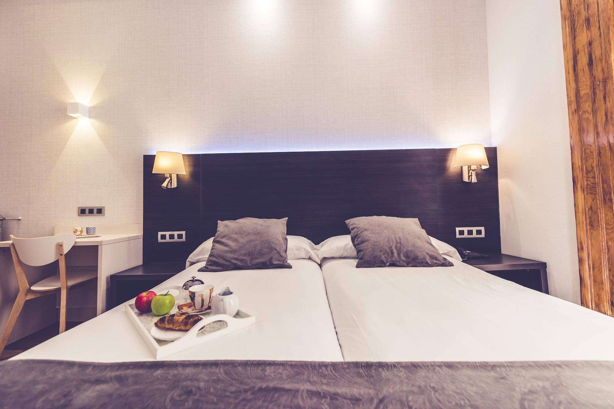 Hostal Marlasca Madrid Luaran gambar