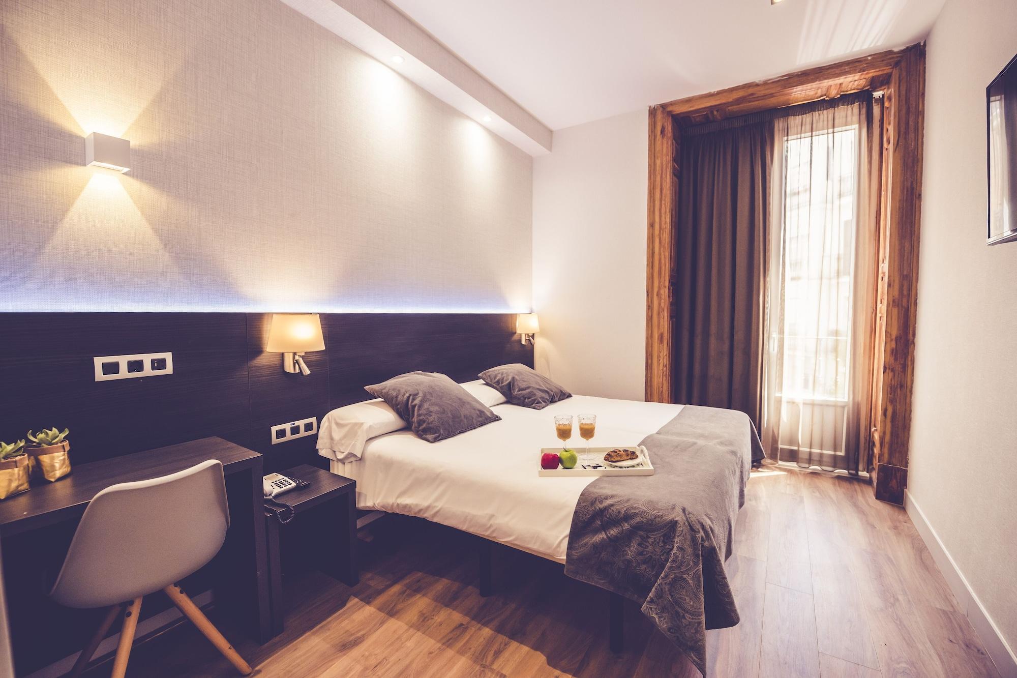 Hostal Marlasca Madrid Luaran gambar